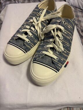 Mens 11.5 Pro-keds Royal low Low-Top Sneakers in Blue denim and Cream